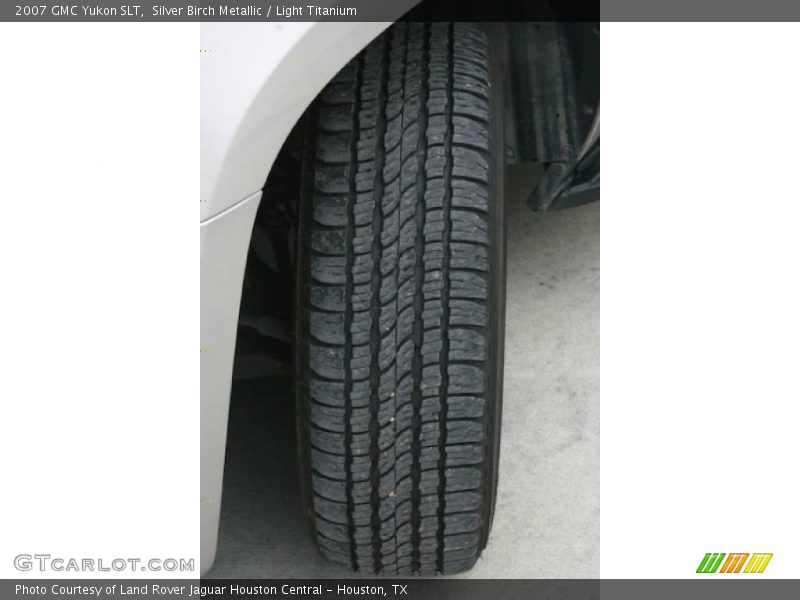 Silver Birch Metallic / Light Titanium 2007 GMC Yukon SLT