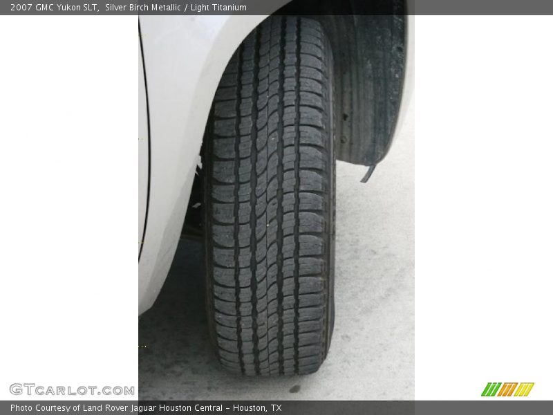 Silver Birch Metallic / Light Titanium 2007 GMC Yukon SLT