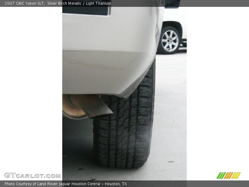 Silver Birch Metallic / Light Titanium 2007 GMC Yukon SLT