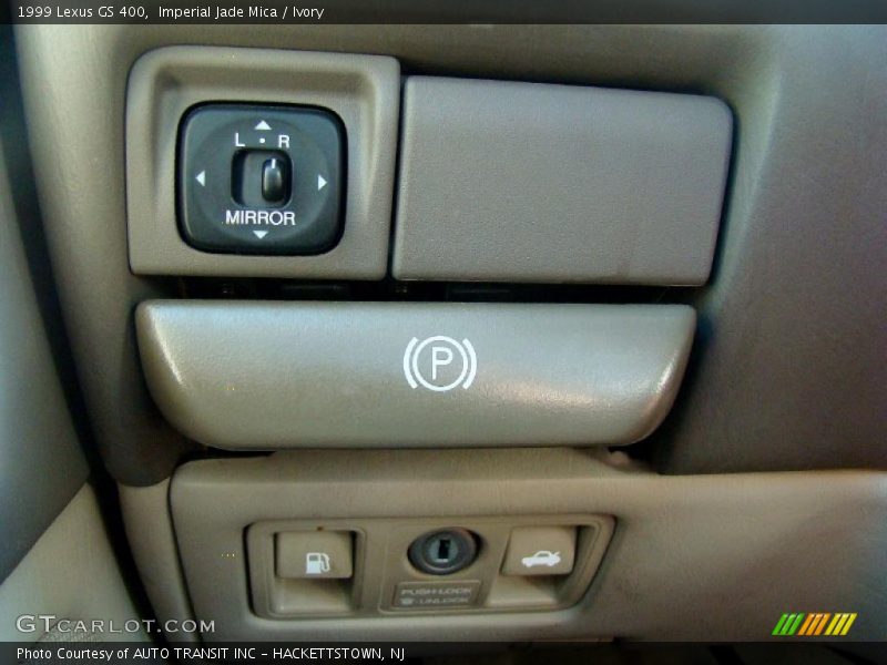 Imperial Jade Mica / Ivory 1999 Lexus GS 400