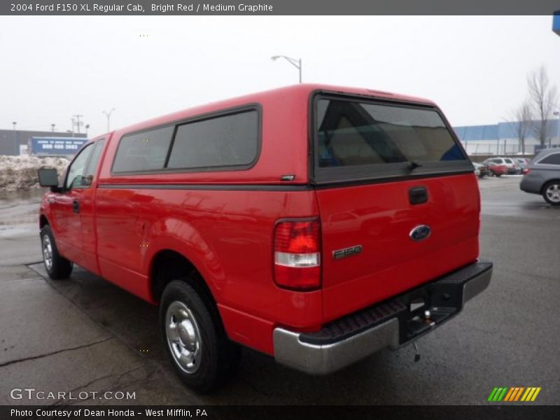 Bright Red / Medium Graphite 2004 Ford F150 XL Regular Cab