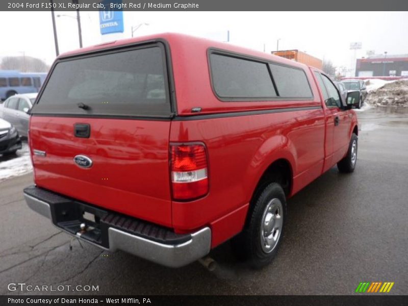 Bright Red / Medium Graphite 2004 Ford F150 XL Regular Cab