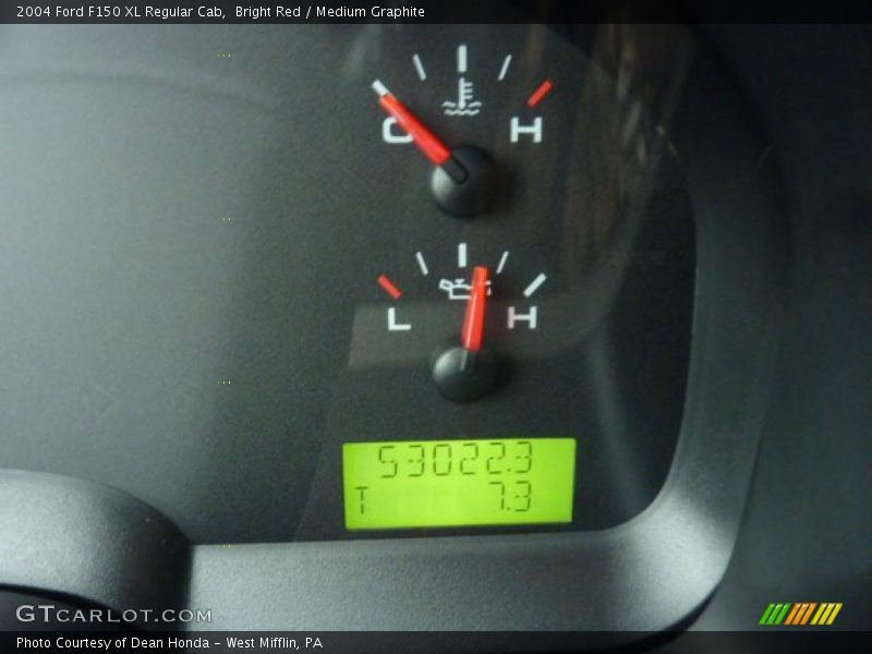 Bright Red / Medium Graphite 2004 Ford F150 XL Regular Cab