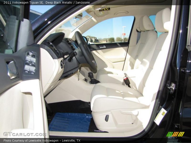 Deep Black Metallic / Sandstone 2011 Volkswagen Tiguan SE