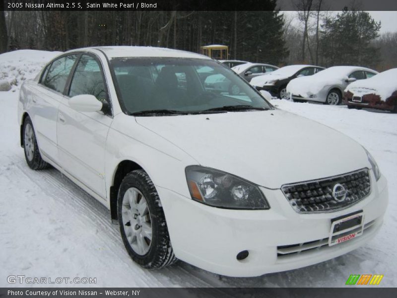 Satin White Pearl / Blond 2005 Nissan Altima 2.5 S