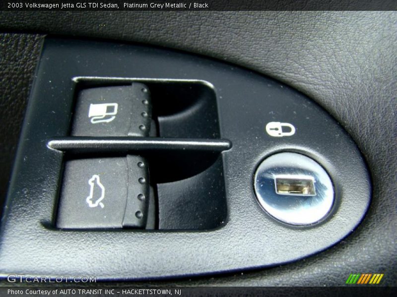 Platinum Grey Metallic / Black 2003 Volkswagen Jetta GLS TDI Sedan