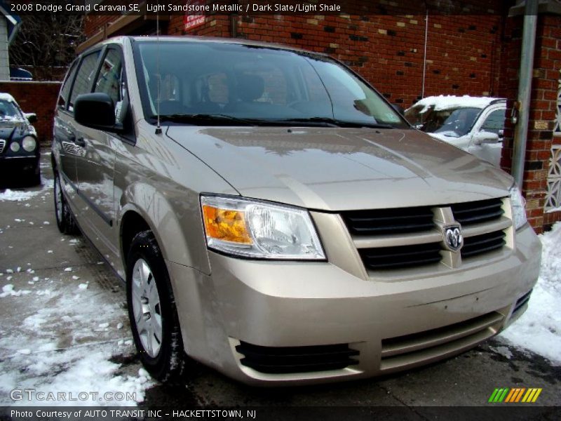 Light Sandstone Metallic / Dark Slate/Light Shale 2008 Dodge Grand Caravan SE