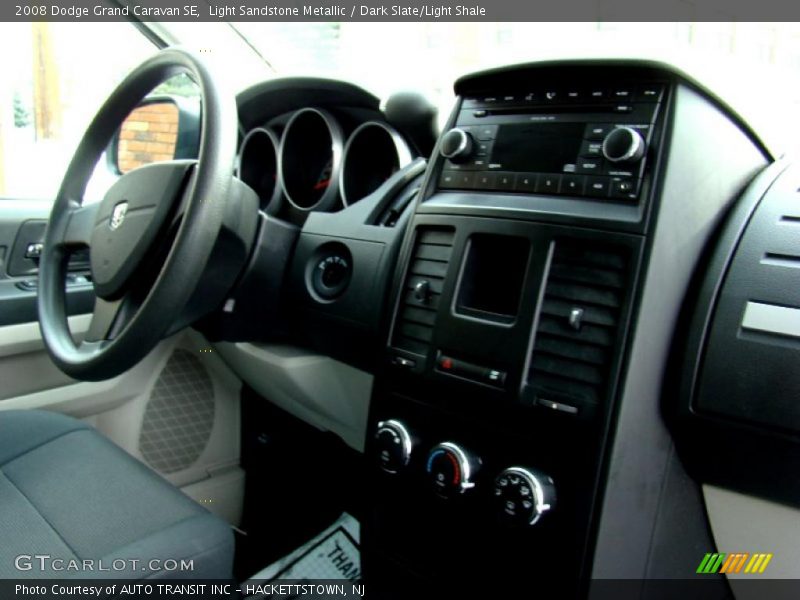 Light Sandstone Metallic / Dark Slate/Light Shale 2008 Dodge Grand Caravan SE