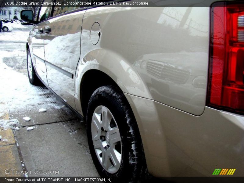 Light Sandstone Metallic / Dark Slate/Light Shale 2008 Dodge Grand Caravan SE