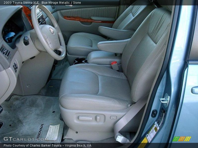  2009 Sienna XLE Stone Interior