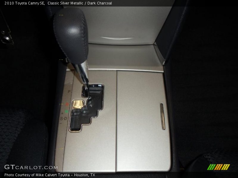 Classic Silver Metallic / Dark Charcoal 2010 Toyota Camry SE