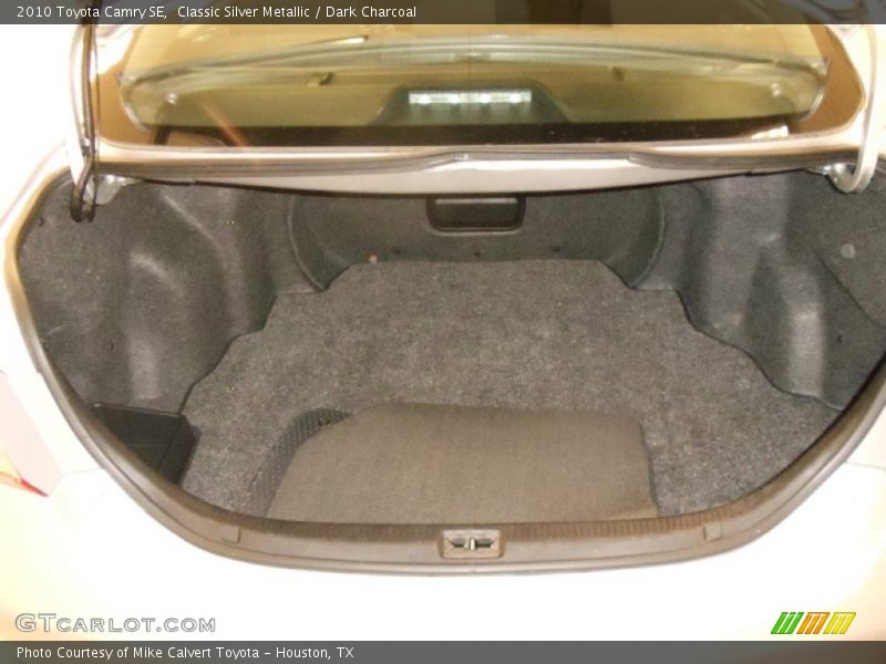 Classic Silver Metallic / Dark Charcoal 2010 Toyota Camry SE