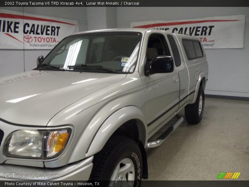 Lunar Mist Metallic / Charcoal 2002 Toyota Tacoma V6 TRD Xtracab 4x4