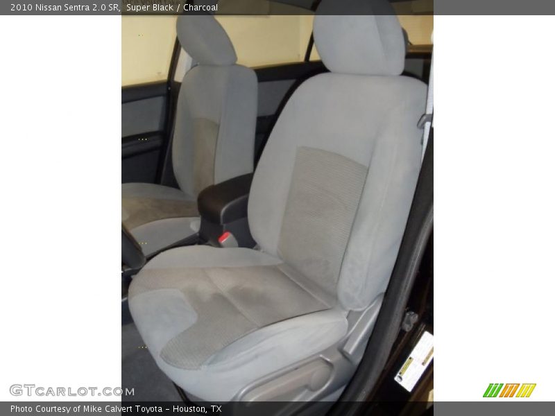 Super Black / Charcoal 2010 Nissan Sentra 2.0 SR