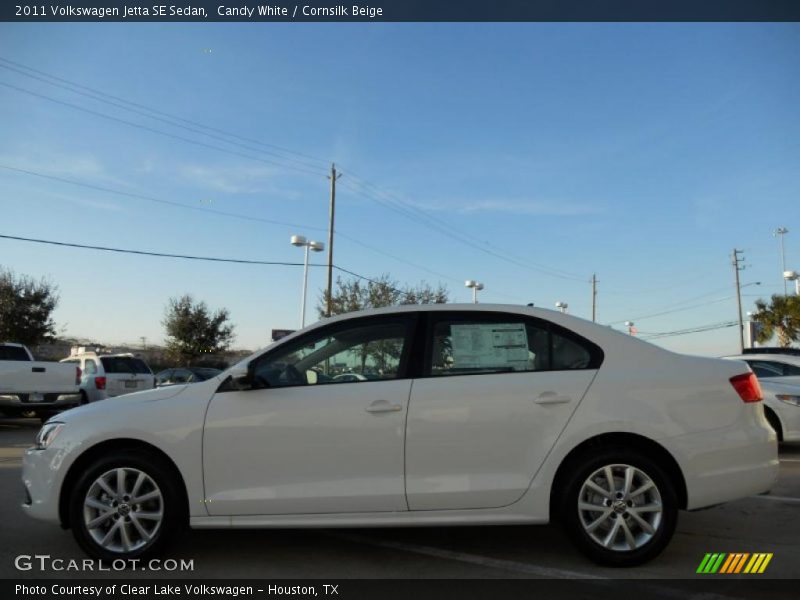 Candy White / Cornsilk Beige 2011 Volkswagen Jetta SE Sedan