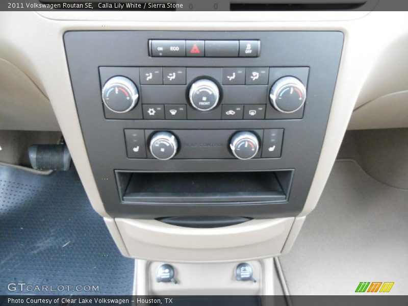 Controls of 2011 Routan SE