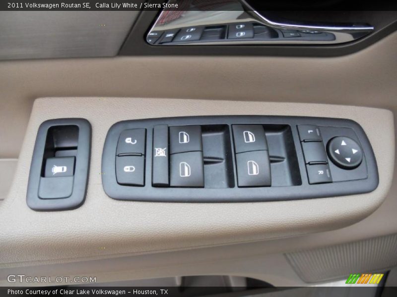 Calla Lily White / Sierra Stone 2011 Volkswagen Routan SE