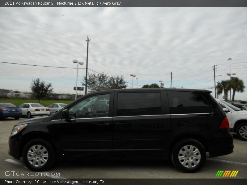 Nocturne Black Metallic / Aero Gray 2011 Volkswagen Routan S