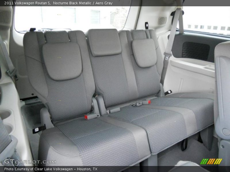  2011 Routan S Aero Gray Interior