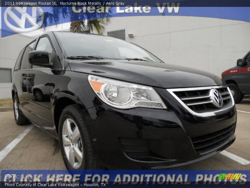 Nocturne Black Metallic / Aero Gray 2011 Volkswagen Routan SE