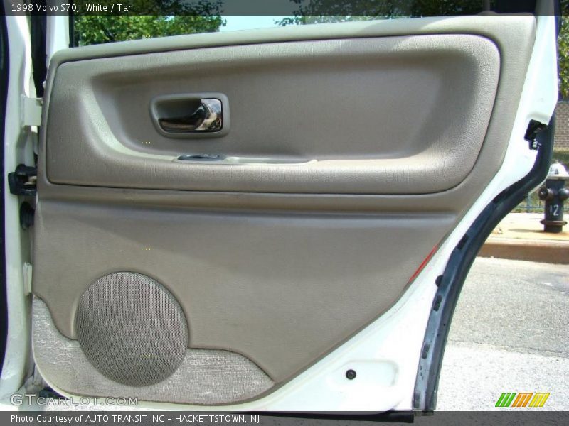 White / Tan 1998 Volvo S70