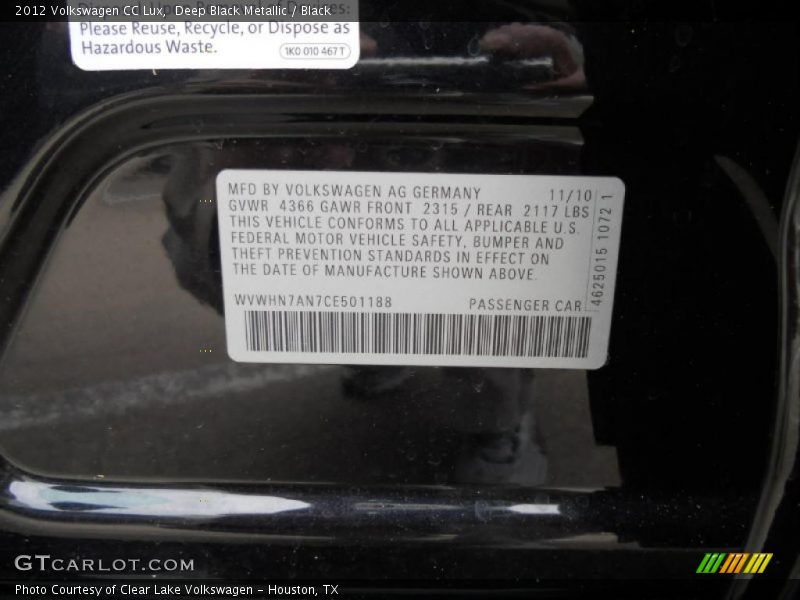 Deep Black Metallic / Black 2012 Volkswagen CC Lux