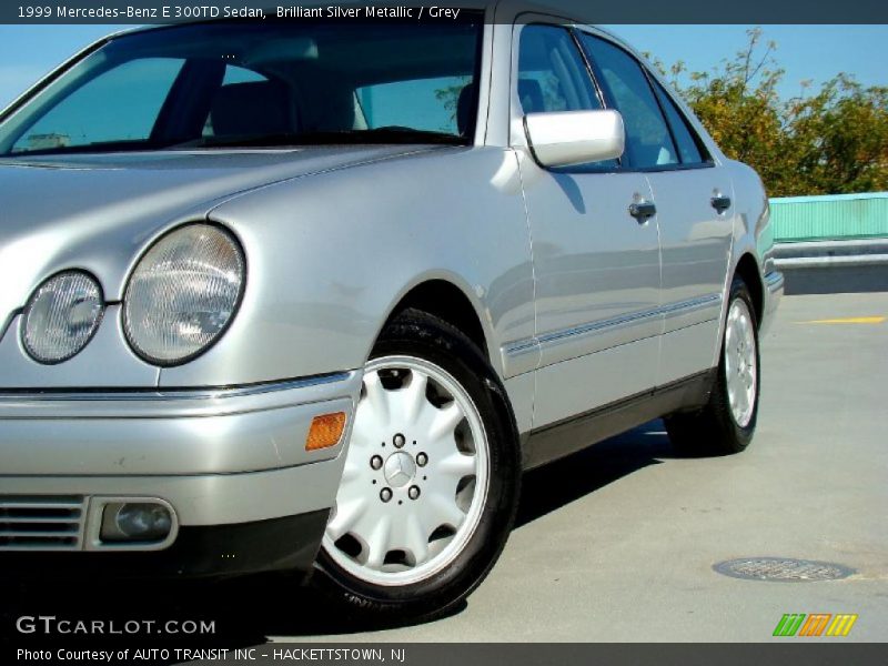 Brilliant Silver Metallic / Grey 1999 Mercedes-Benz E 300TD Sedan