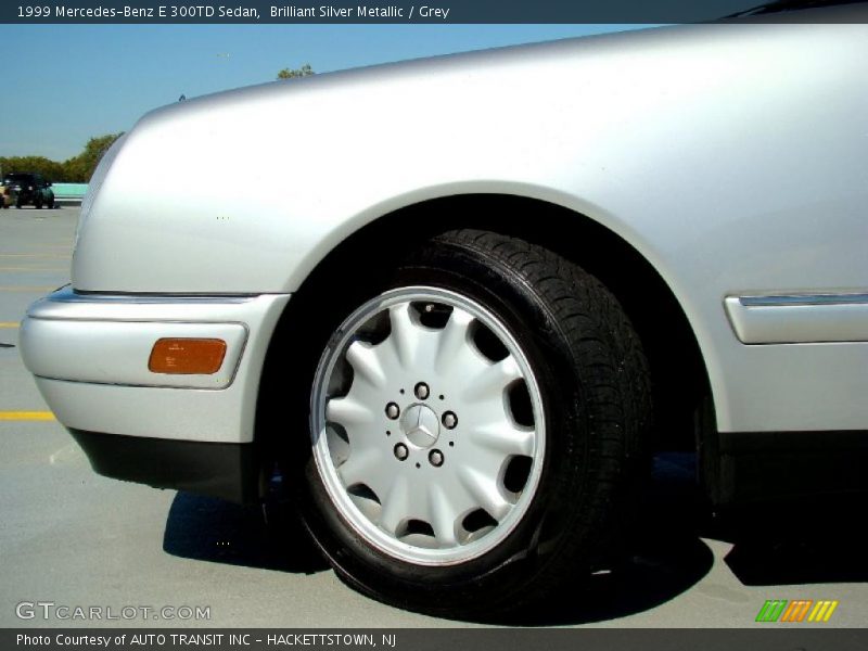 Brilliant Silver Metallic / Grey 1999 Mercedes-Benz E 300TD Sedan