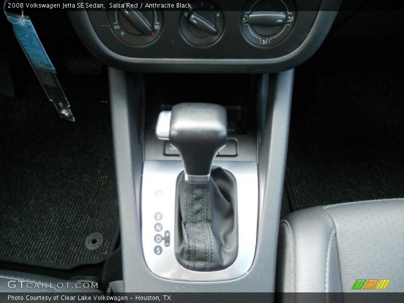 Salsa Red / Anthracite Black 2008 Volkswagen Jetta SE Sedan