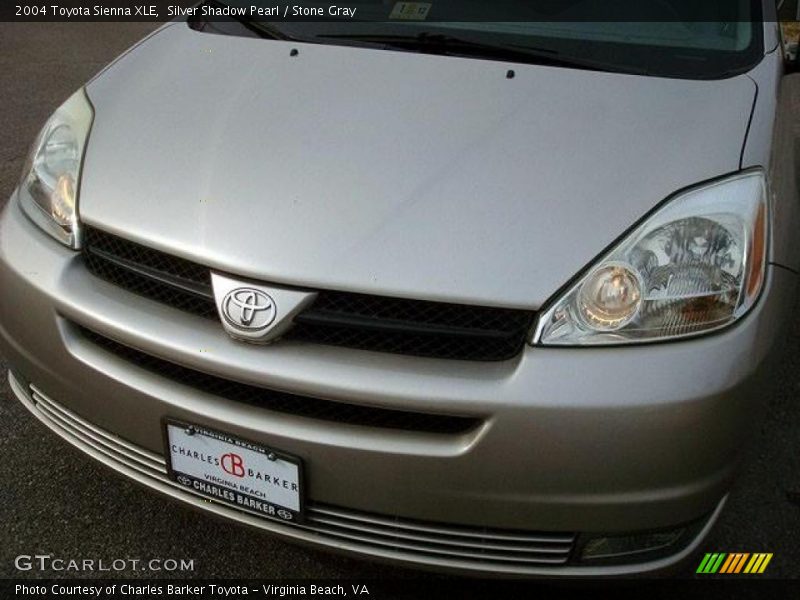 Silver Shadow Pearl / Stone Gray 2004 Toyota Sienna XLE