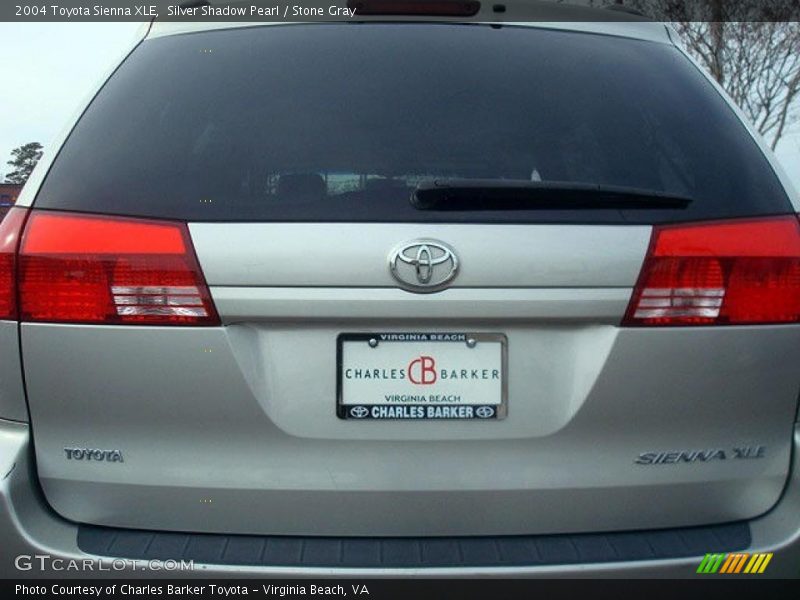 Silver Shadow Pearl / Stone Gray 2004 Toyota Sienna XLE