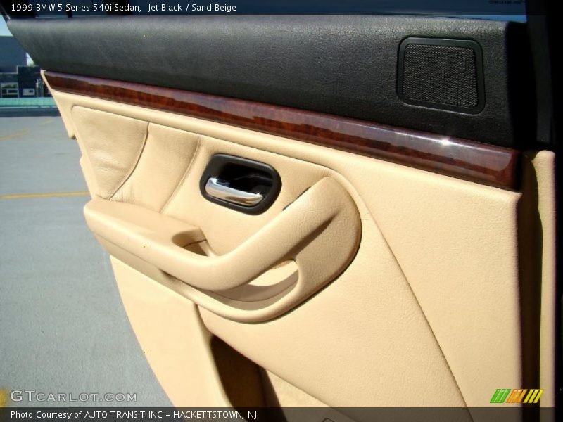 Jet Black / Sand Beige 1999 BMW 5 Series 540i Sedan