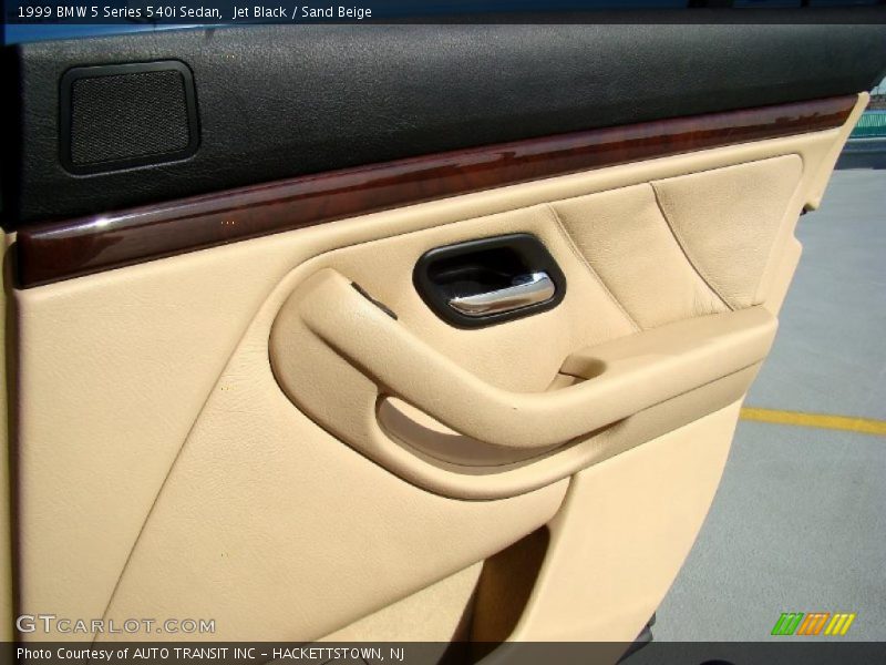 Jet Black / Sand Beige 1999 BMW 5 Series 540i Sedan