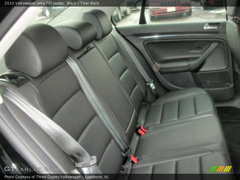 Black / Titan Black 2010 Volkswagen Jetta TDI Sedan