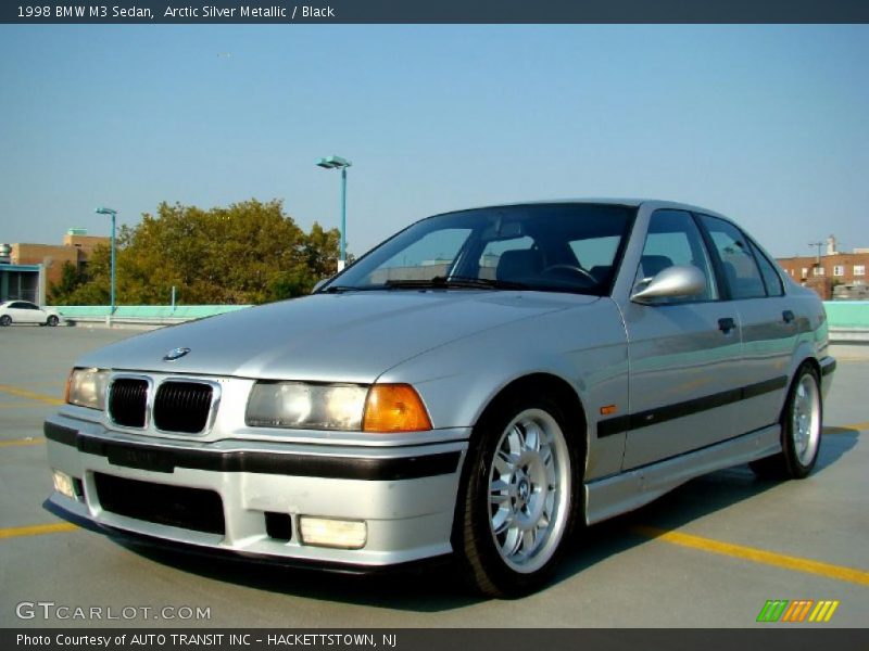 Front 3/4 View of 1998 M3 Sedan