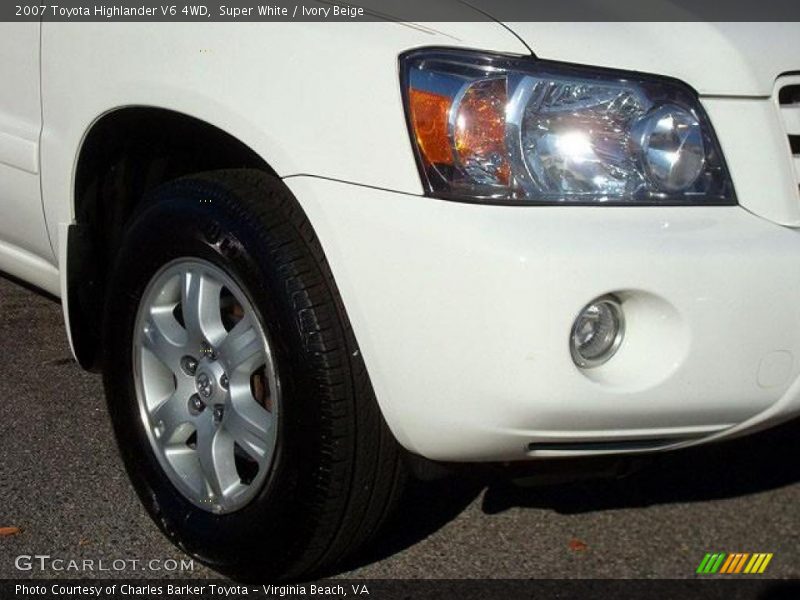 Super White / Ivory Beige 2007 Toyota Highlander V6 4WD