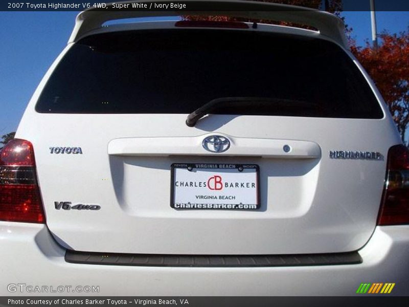 Super White / Ivory Beige 2007 Toyota Highlander V6 4WD