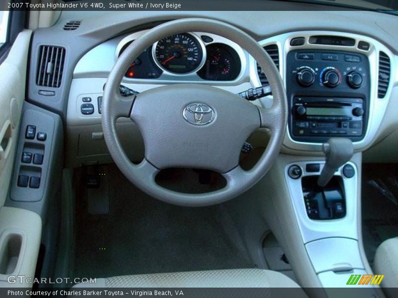Super White / Ivory Beige 2007 Toyota Highlander V6 4WD