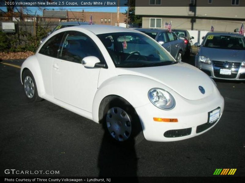 Candy White / Black 2010 Volkswagen New Beetle 2.5 Coupe