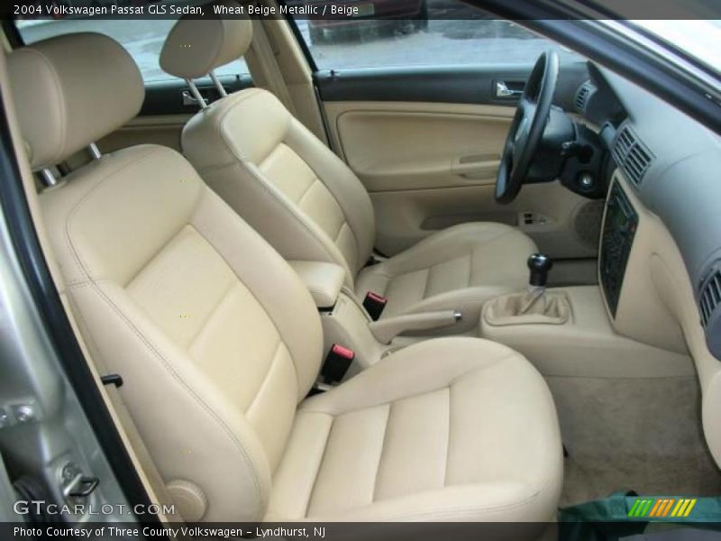 Wheat Beige Metallic / Beige 2004 Volkswagen Passat GLS Sedan
