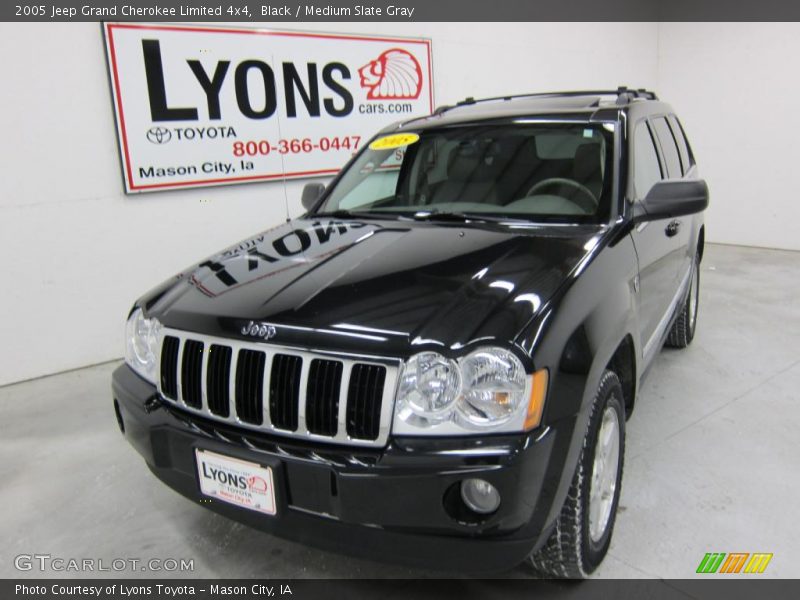 Black / Medium Slate Gray 2005 Jeep Grand Cherokee Limited 4x4