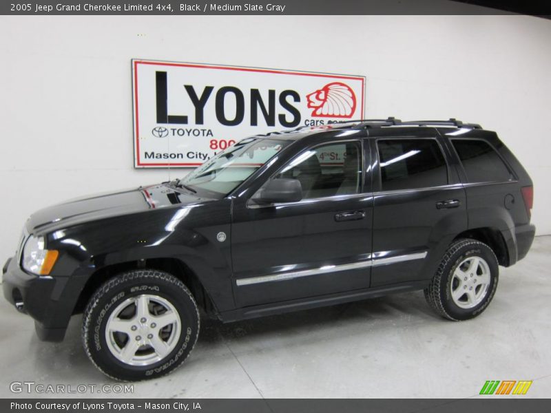 Black / Medium Slate Gray 2005 Jeep Grand Cherokee Limited 4x4