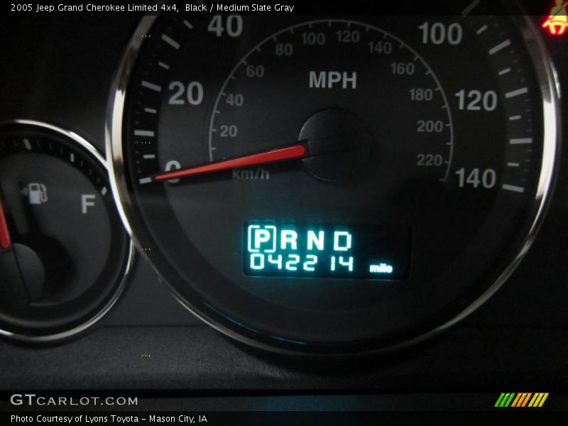 Black / Medium Slate Gray 2005 Jeep Grand Cherokee Limited 4x4