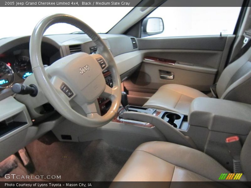 Black / Medium Slate Gray 2005 Jeep Grand Cherokee Limited 4x4