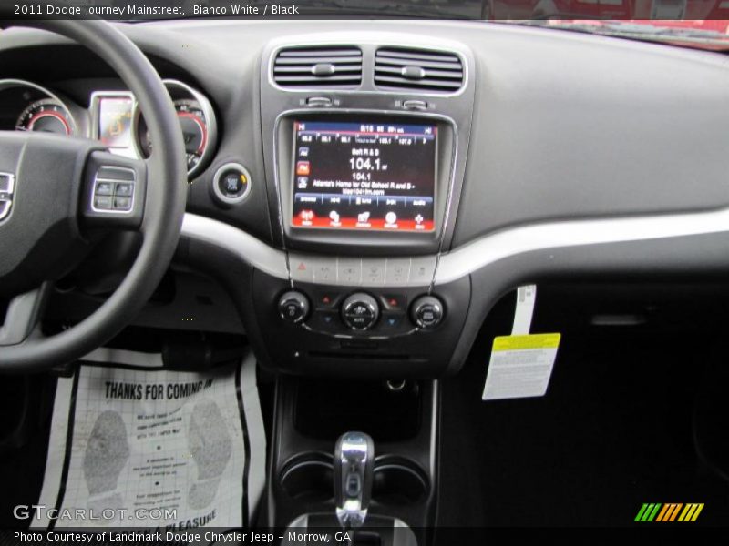 Bianco White / Black 2011 Dodge Journey Mainstreet