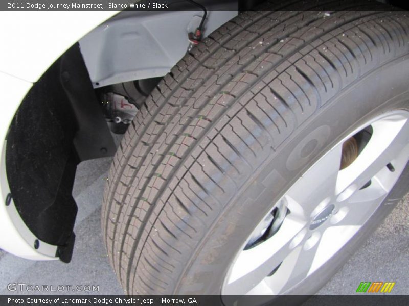 Bianco White / Black 2011 Dodge Journey Mainstreet
