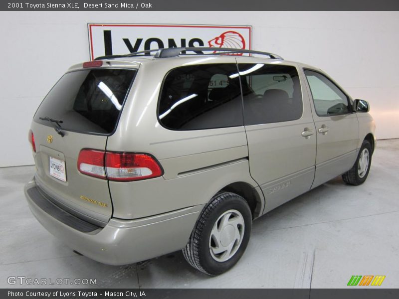 Desert Sand Mica / Oak 2001 Toyota Sienna XLE