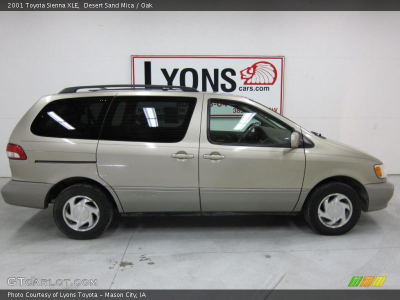 Desert Sand Mica / Oak 2001 Toyota Sienna XLE