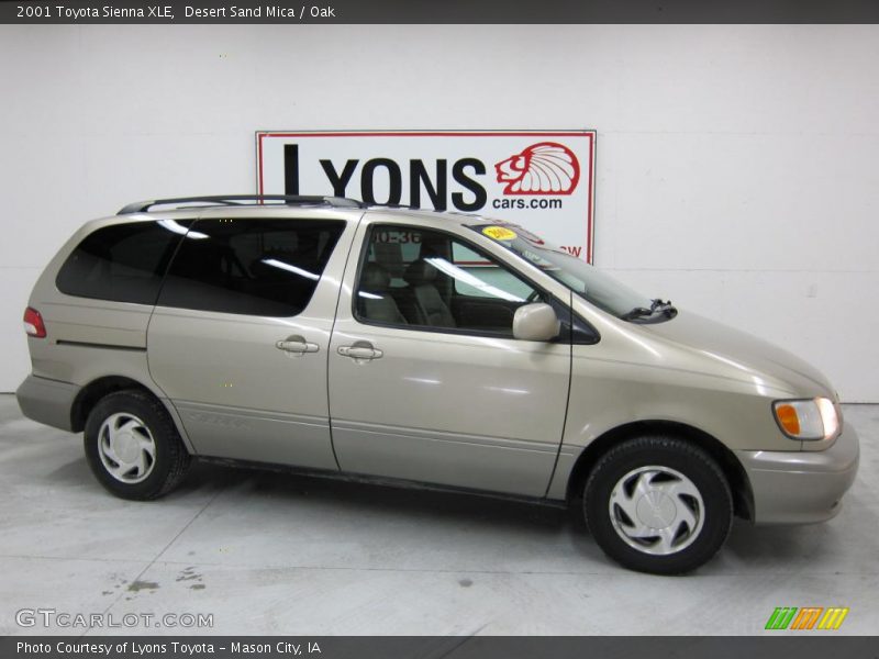 Desert Sand Mica / Oak 2001 Toyota Sienna XLE