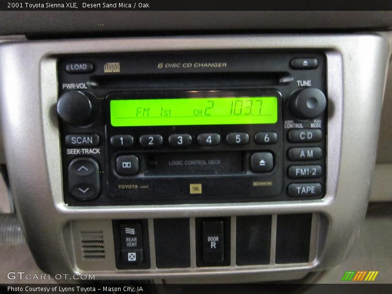 Desert Sand Mica / Oak 2001 Toyota Sienna XLE